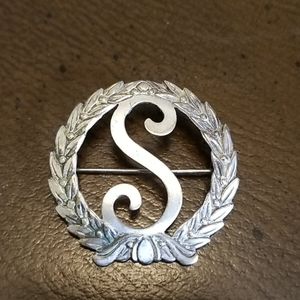 Monogram S brooch